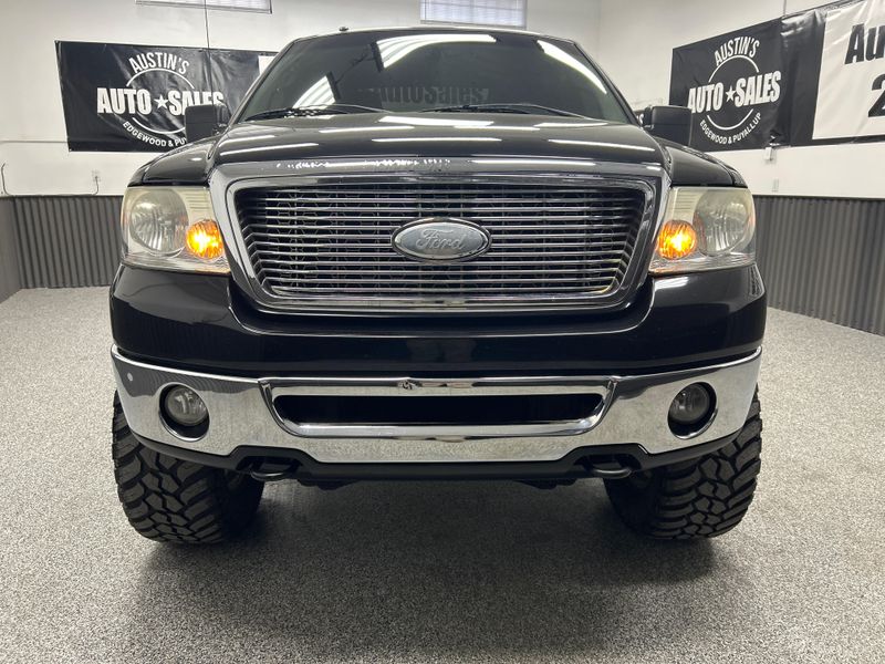 2008 Ford F-150 Lariat SuperCrew Upper Image 2