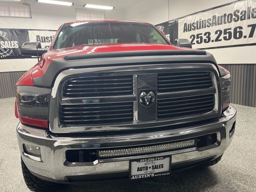 2012 Ram 3500 Laramie Crew Cab Lower Image 3