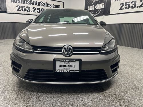 2016 Volkswagen Golf R 4Motion Lower Image 3