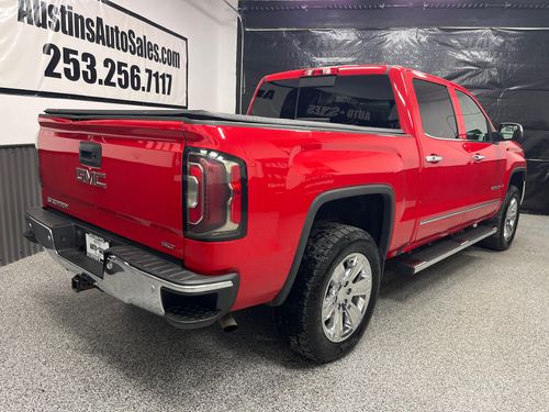 2016 GMC Sierra 1500 SLT Crew Cab Lower Image 1