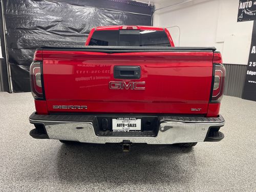 2016 GMC Sierra 1500 SLT Crew Cab Lower Image 2