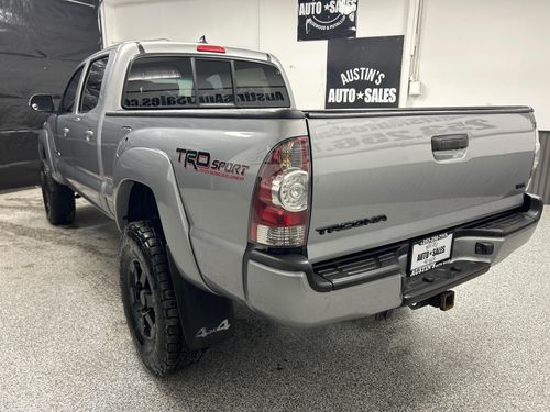 2014 Toyota Tacoma V6 Double Cab Lower Image 2