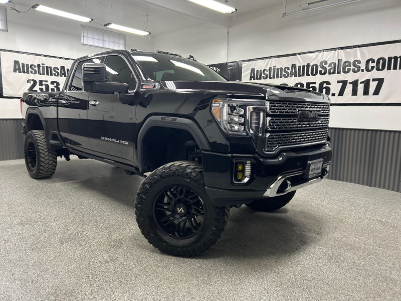 2022 GMC Sierra 2500HD Denali Upper Image 1