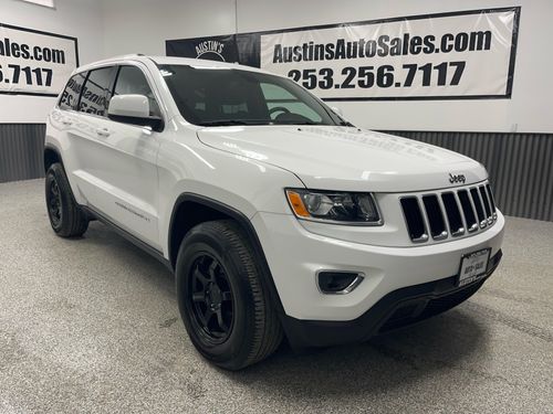 11154 - 2016 Jeep Grand Cherokee Laredo
