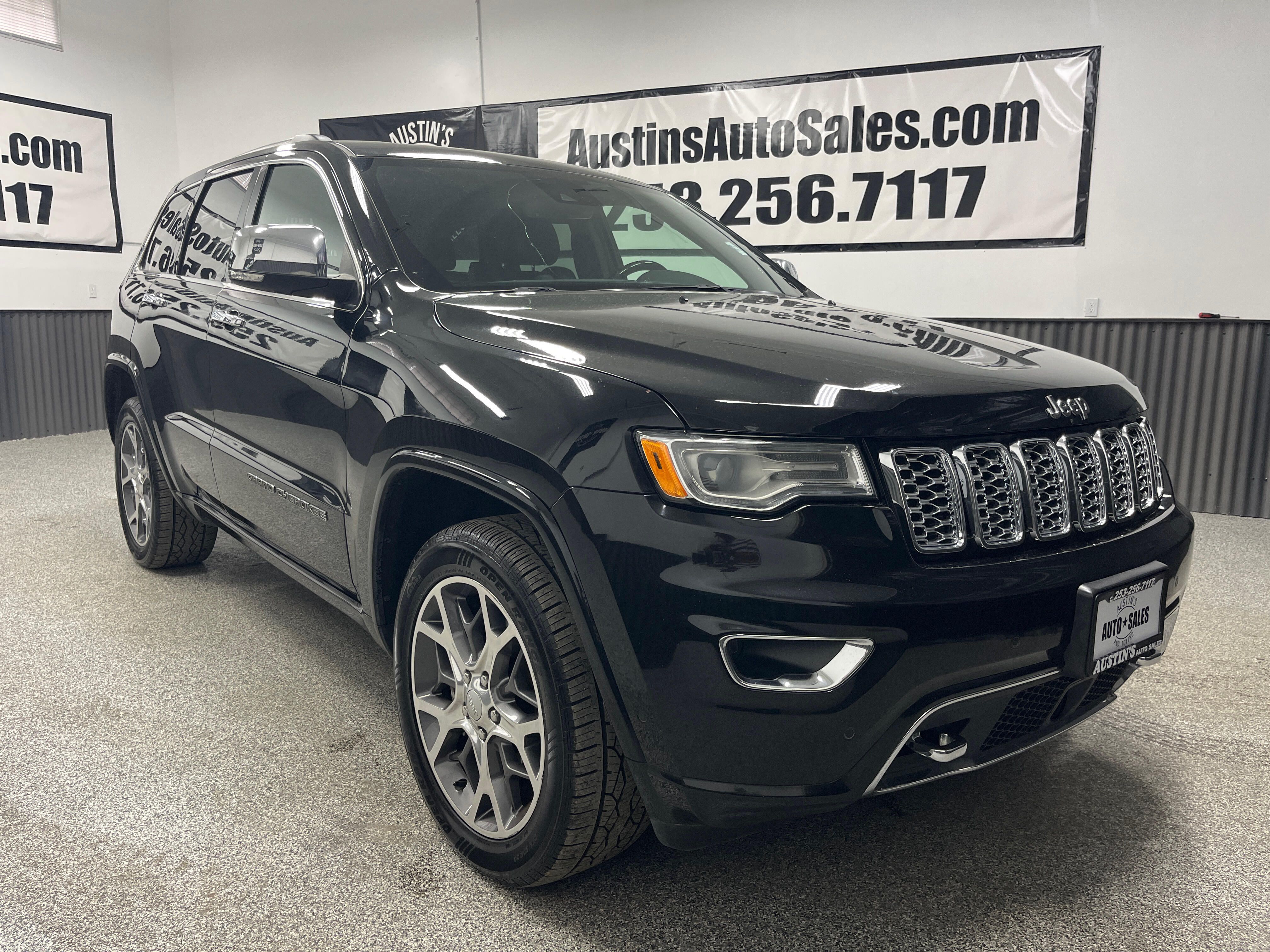 2021 Jeep Grand Cherokee Overland's photo