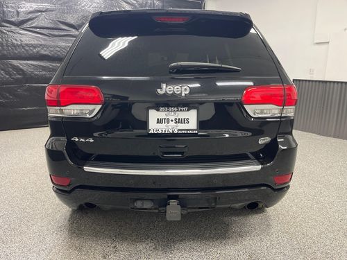 2021 Jeep Grand Cherokee Overland Lower Image 2