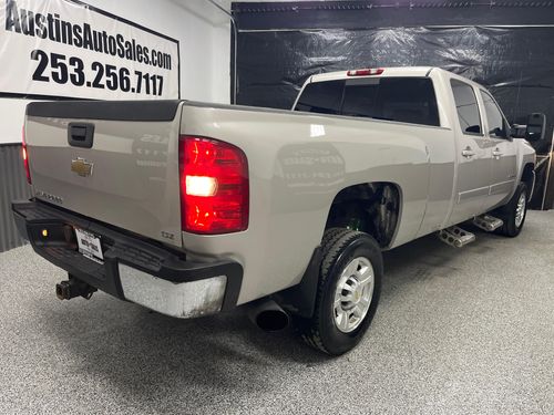 2008 Chevrolet Silverado 3500HD LTZ Crew Cab Lower Image 1