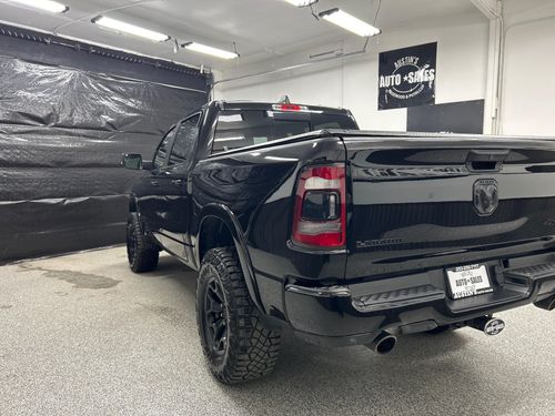 2019 Ram 1500 Laramie Crew Cab Lower Image 2