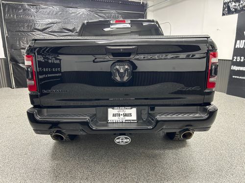 2019 Ram 1500 Laramie Crew Cab Lower Image 3
