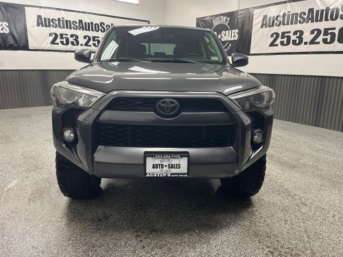 2017 Toyota 4Runner SR5 Lower Image 3