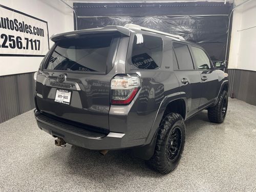 2017 Toyota 4Runner SR5 Lower Image 1