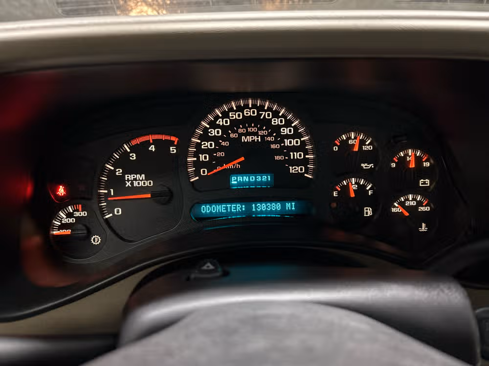 2003 Chevrolet Silverado 3500 LT Image 22