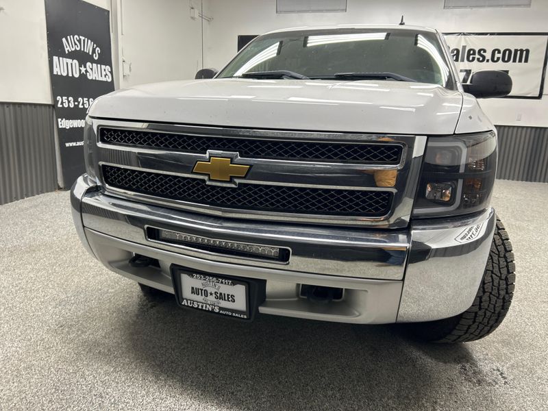 2013 Chevrolet Silverado 1500 LT Crew Cab Upper Image 2