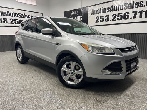 11233 - 2016 Ford Escape SE
