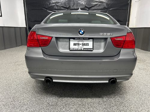 2009 BMW 3 Series 335i xDrive Lower Image 3
