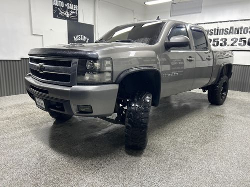 2009 Chevrolet Silverado 1500 LTZ Lower Image 1