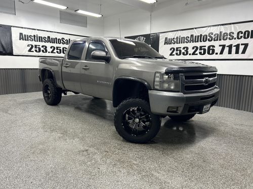 11299 - 2009 Chevrolet Silverado 1500 LTZ