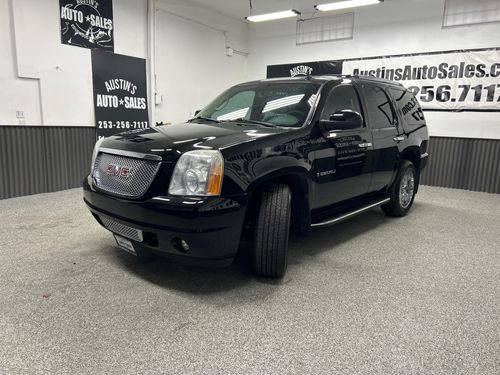 2008 GMC Yukon Denali Lower Image 1