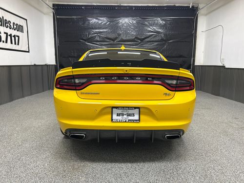 2018 Dodge Charger R/T Lower Image 3