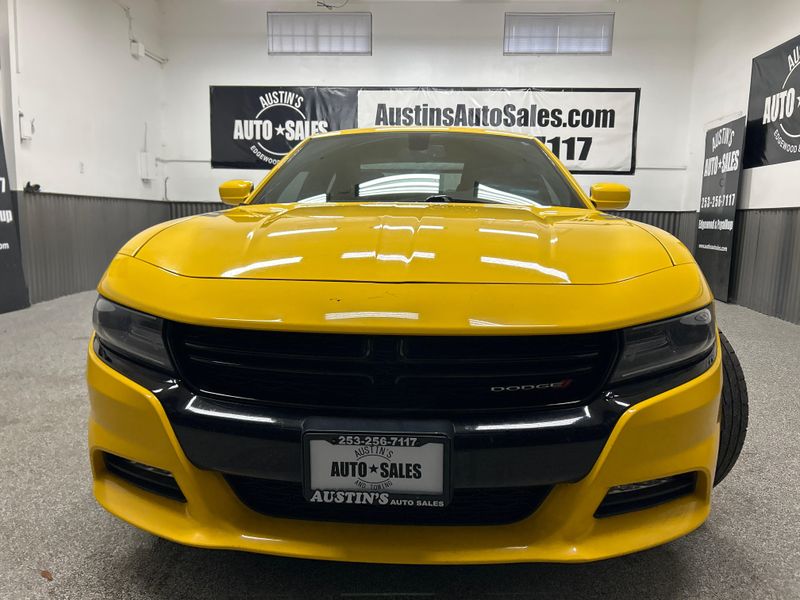 2018 Dodge Charger R/T Upper Image 2