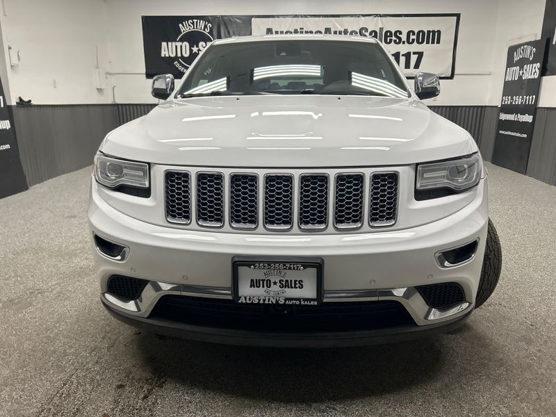 2014 Jeep Grand Cherokee Summit Upper Image 2