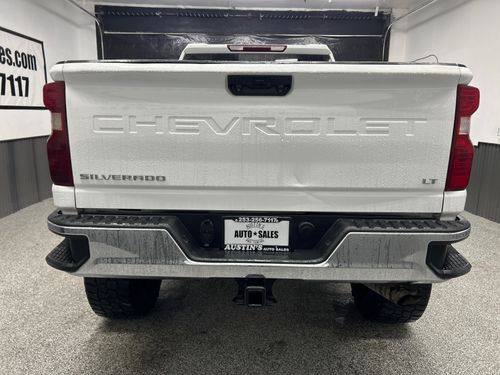 2023 Chevrolet Silverado 3500HD LT Lower Image 3