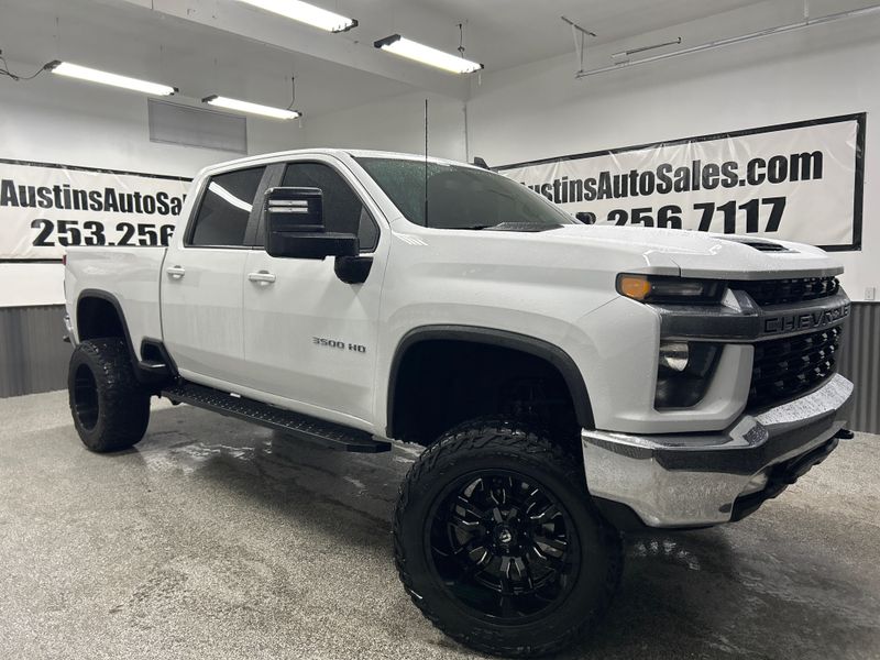 2023 Chevrolet Silverado 3500HD LT Upper Image 1