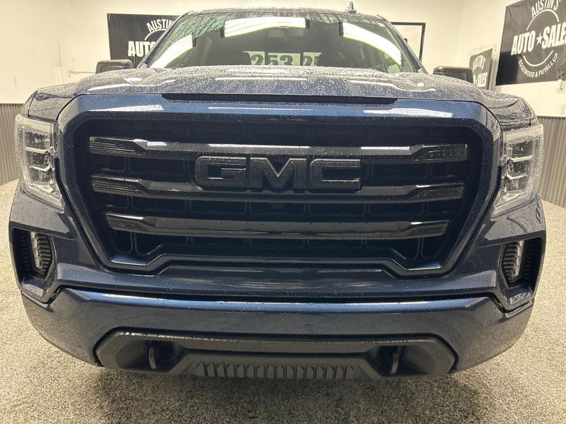 2020 GMC Sierra 1500 Elevation Upper Image 2