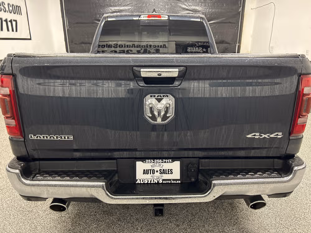 2019 Ram 1500 Laramie Lower Image 3
