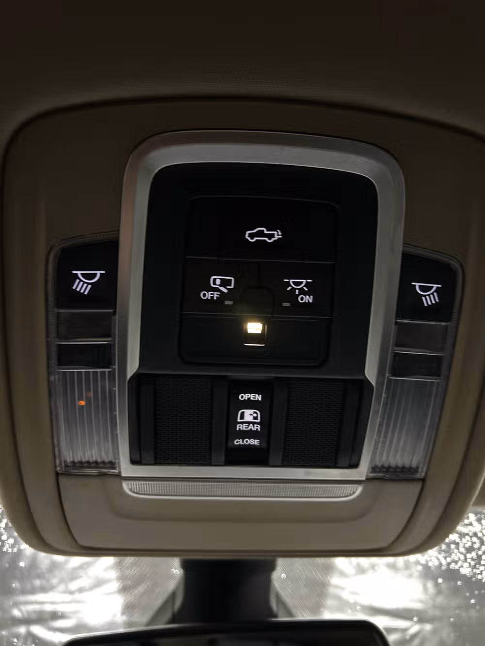 2019 Ram 1500 Laramie Image 18