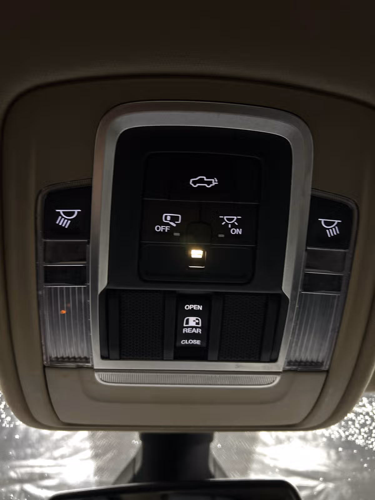 2019 Ram 1500 Laramie Image 18