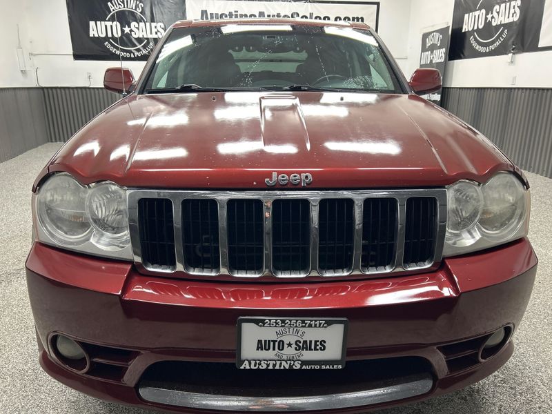 2007 Jeep Grand Cherokee SRT8 Upper Image 2