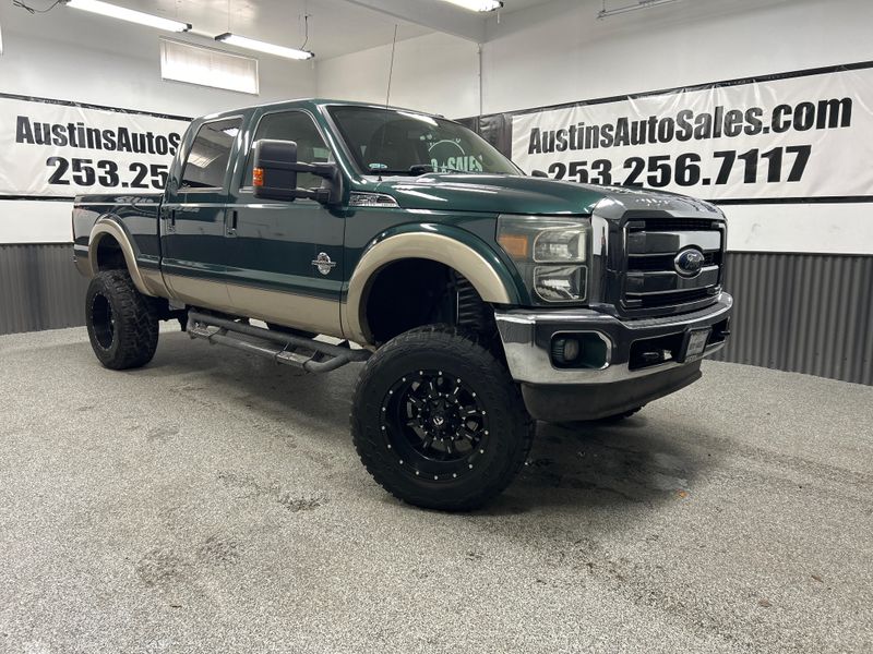 2012 Ford F-250 Super Duty Lariat Upper Image 1