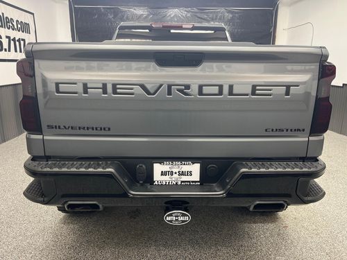 2021 Chevrolet Silverado 1500 Custom Trail Boss Lower Image 2