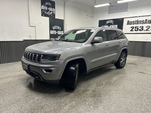 2018 Jeep Grand Cherokee Sterling Edition Lower Image 1