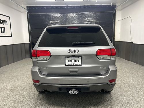 2018 Jeep Grand Cherokee Sterling Edition Lower Image 3