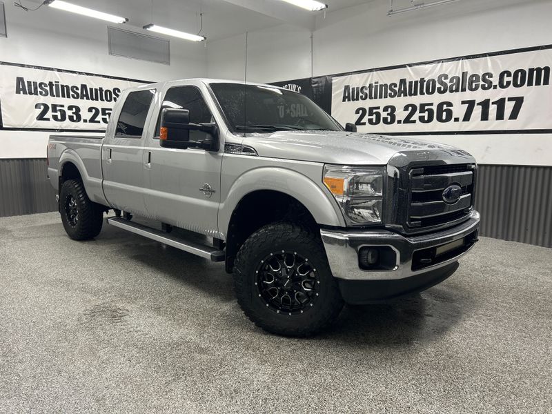 2016 Ford F-350 Super Duty Lariat Upper Image 1