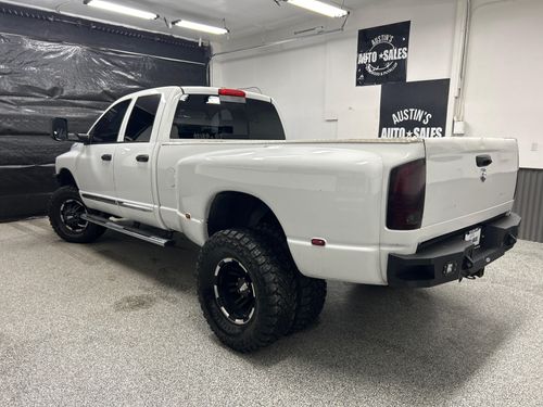 2009 Dodge Ram 3500 Laramie Lower Image 2