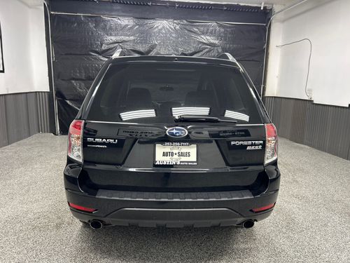 2011 Subaru Forester 2.5X Limited Lower Image 3