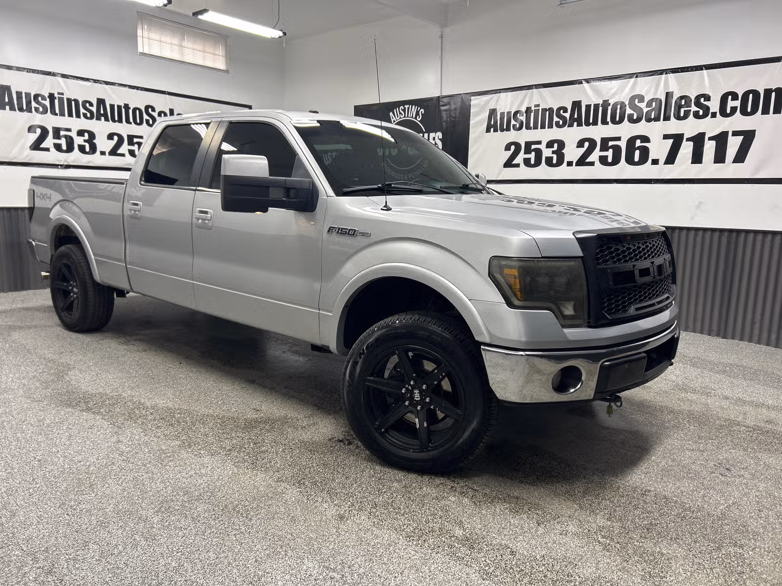2010 Ford F-150 Lariat Upper Image 1