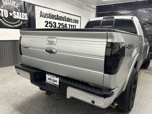 2010 Ford F-150 Lariat Lower Image 3