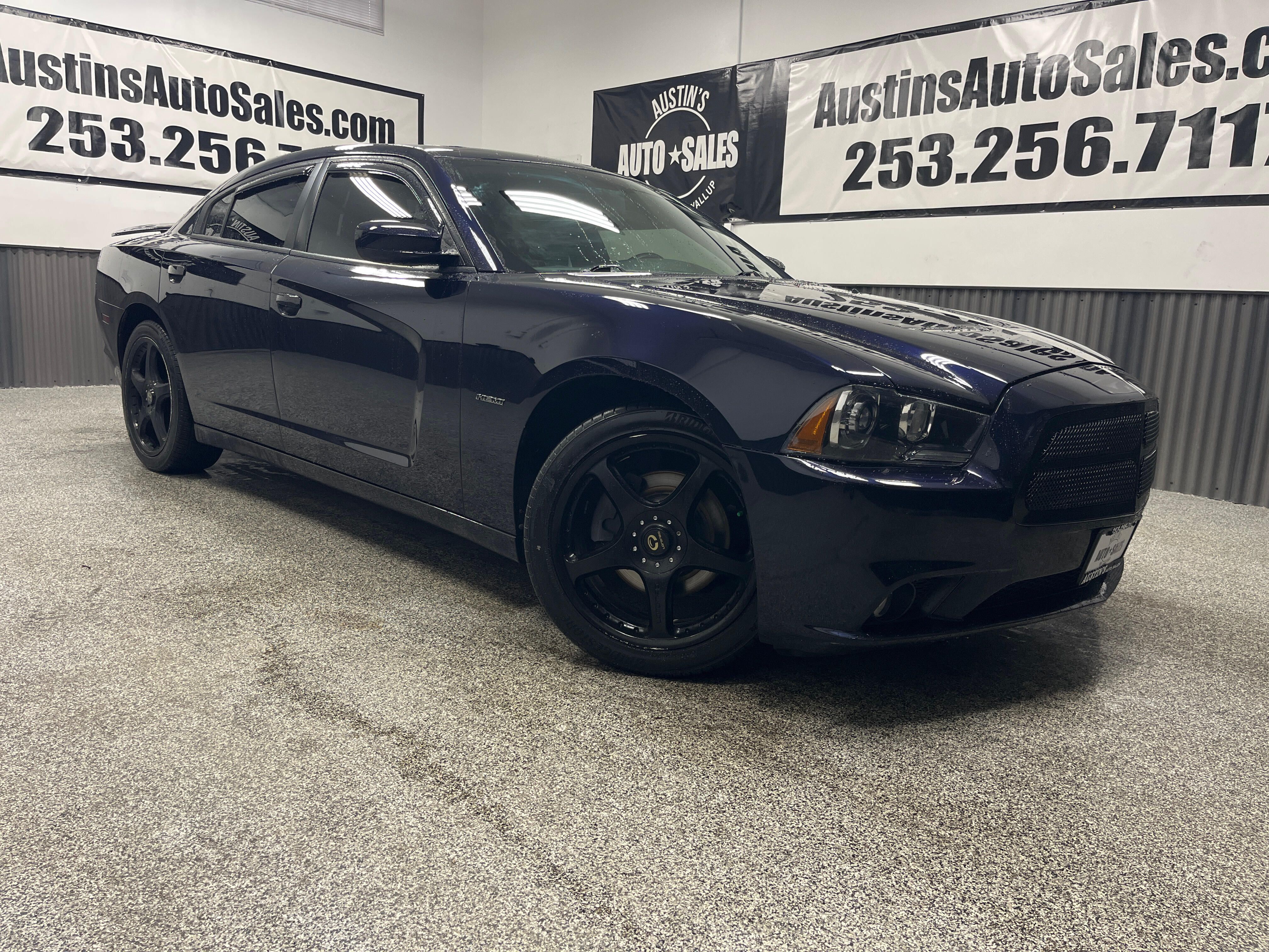 2011 Dodge Charger R/T's photo