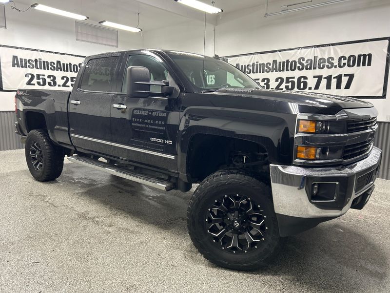 2015 Chevrolet Silverado 3500HD LTZ Upper Image 1