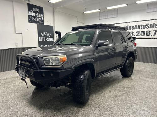 2013 Toyota 4Runner SR5 Lower Image 1