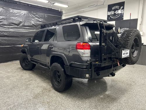 2013 Toyota 4Runner SR5 Lower Image 2