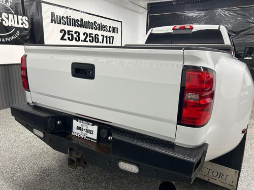 2017 GMC Sierra 3500HD Denali Lower Image 3