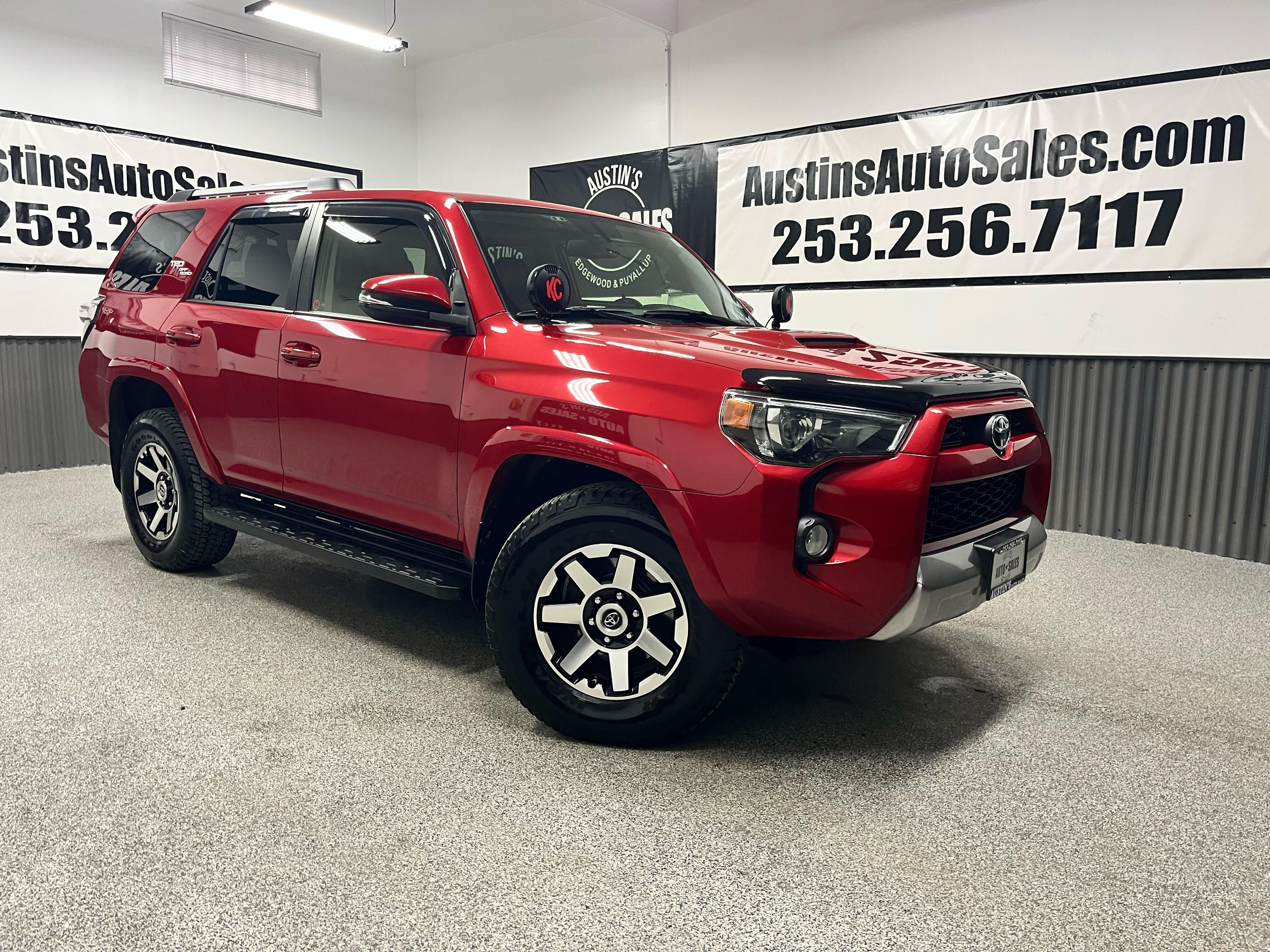 2018 Toyota 4Runner SR5's photo