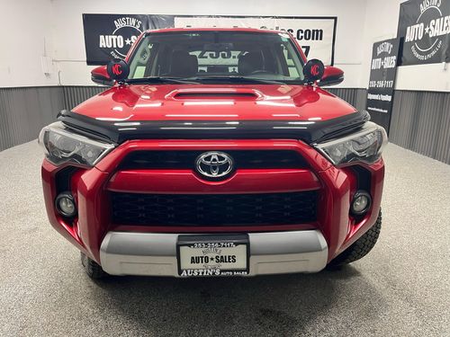 2018 Toyota 4Runner TRD Off-Road Premium Lower Image 3