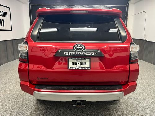 2018 Toyota 4Runner TRD Off-Road Premium Lower Image 2