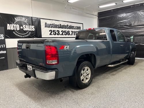 2010 GMC Sierra 1500 SLE Lower Image 1